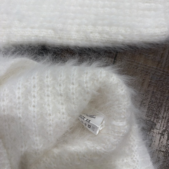 Maison Ogier Gstaad angora sweater - Picture 6 of 9